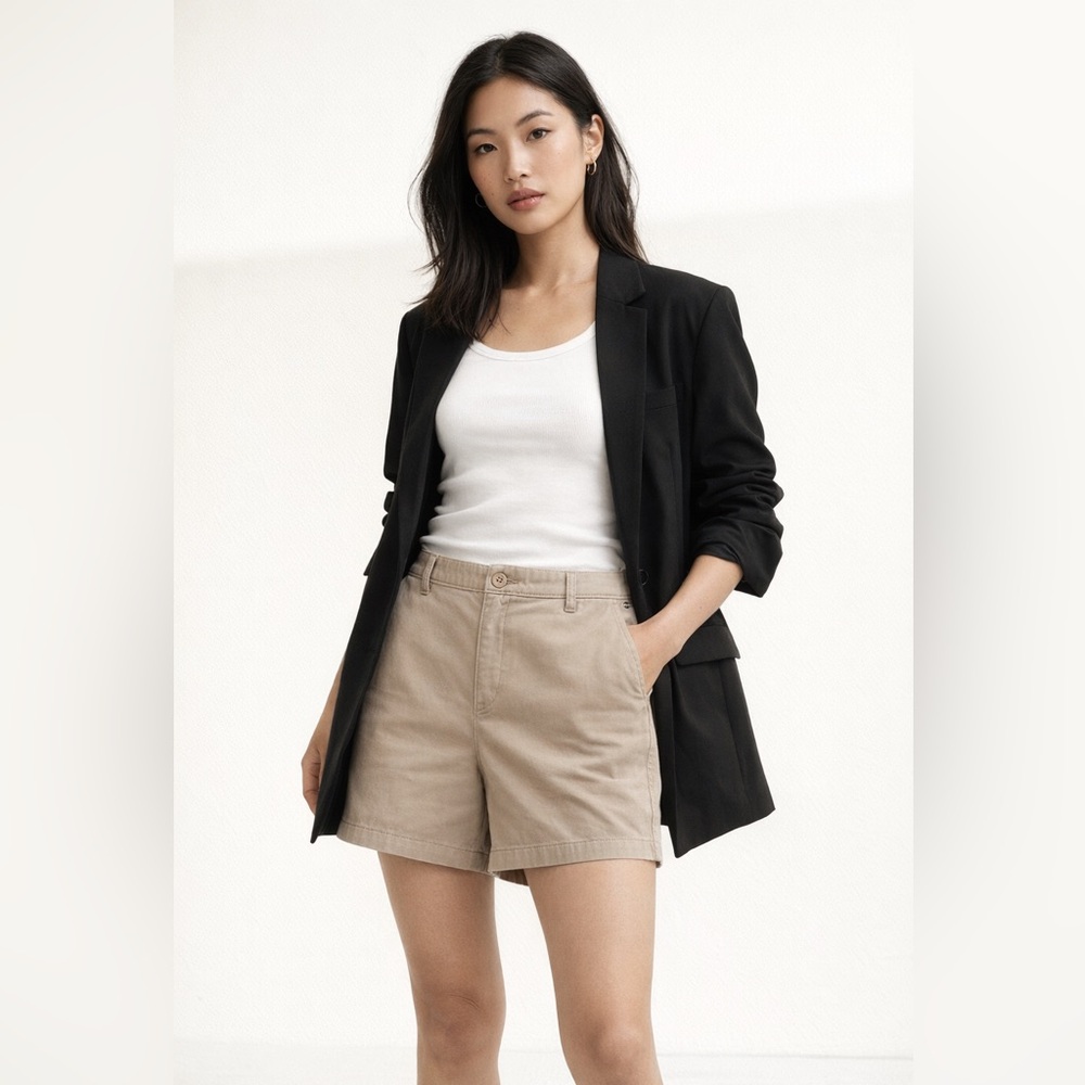Tommy Hilfiger Tan Shorts 8 Quiet Luxury 90s Minimalist Clean Girl Preppy
